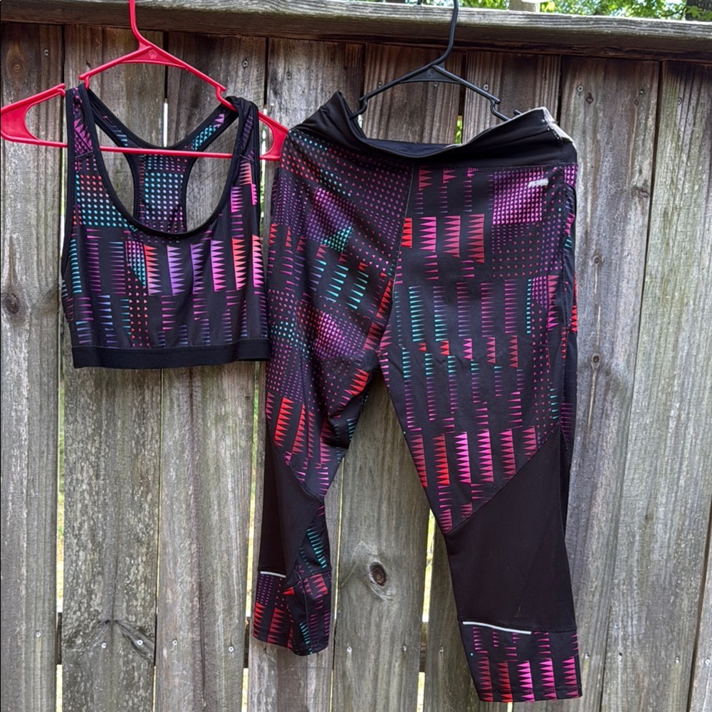 Avia Black and Pink Capris with Geometric Design